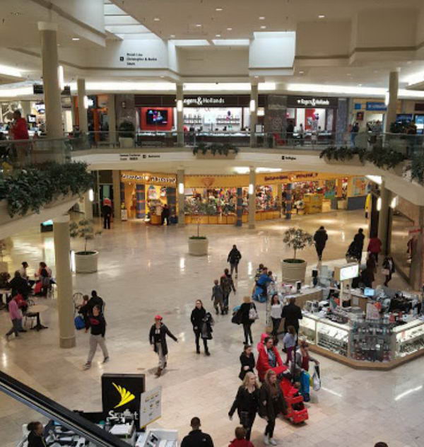 The Crossroads - Photo From Mall Website (newer photo)